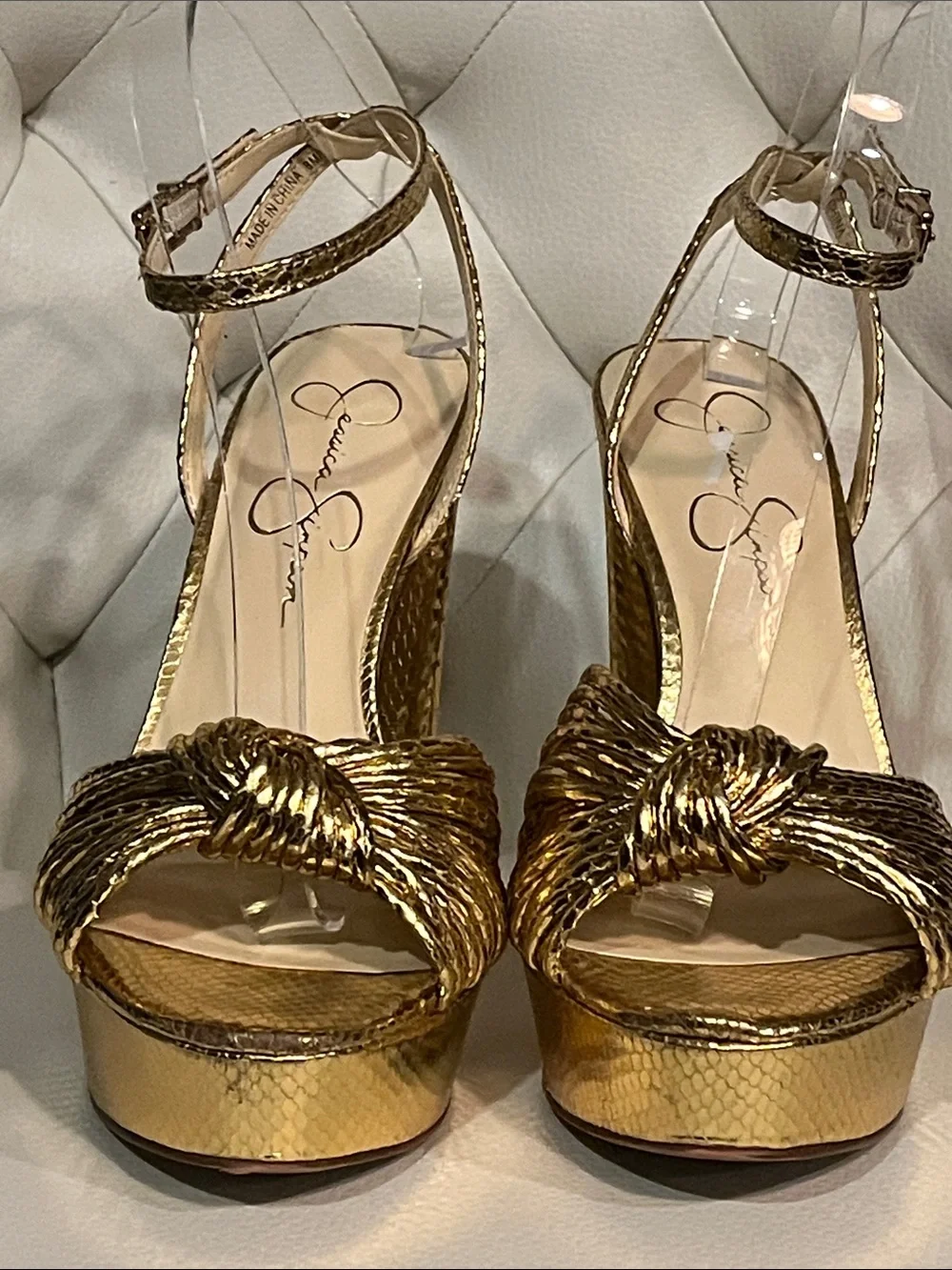 Jessica Simpson glam metallic
